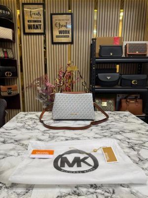 Michael_Kors Shoulder Satchel Bag With Dust Bag (Vanilla)