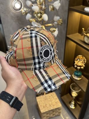 Burberry.London.100%Imp.Caps