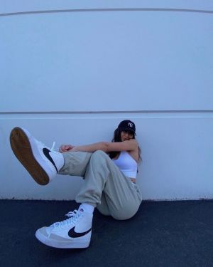 WMN Nikkee Blazer Mid Vintage 77 White For Her