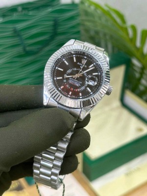 rolex_sky dweller quartz Silver Black