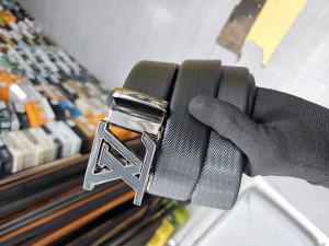 LV _louis_vuitton_ AUTO LOCK BELT 