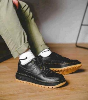 nikee airforce 1 low gum luxe black gum
