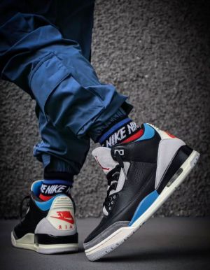 NIK.E AIR JORDAN 3 RETRO RARE AIR