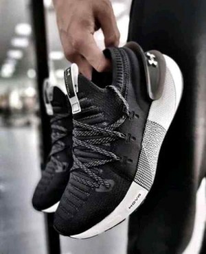 Underr Armour HOVER PHANTOM 3 BLACK WHITE