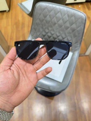 Burberr y Shades With OG Kit