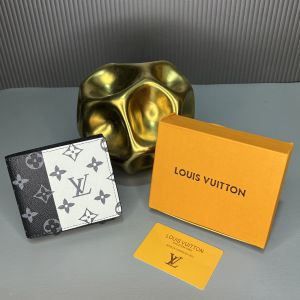 Loui_s Vuitton black white wallet 028 with og box and dust bag 
