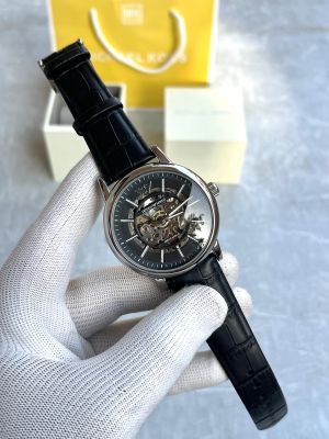 Emporio Arman_i Auto