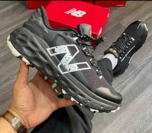 Neww Balance Fresh Foam X More Trail v2 Black