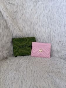 Gucci_GG52_Pink_Marmont_Unisex_CardHolder_WithBox