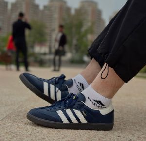 ADIDA.S SAMBA NAVY NIGHT GUM WOMENS