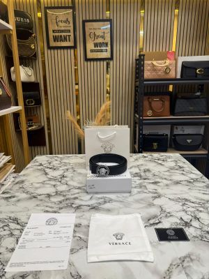 Versace_Medusa_Buckle_Belt_Premium_Quality_With_Box_Dust_Bag_Including_Carry_Bag_(25-2)