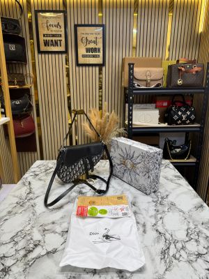 Christian Dio_r Oblique Saddle Crossbody Bag With Box And Dust Bag (Black)(78812)