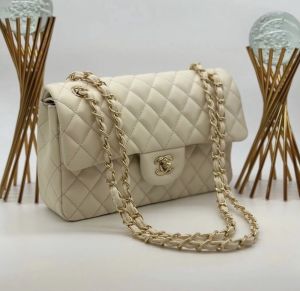 Chanel_jumbo_shoulder_bag_with_og_box(1119-apricot)
