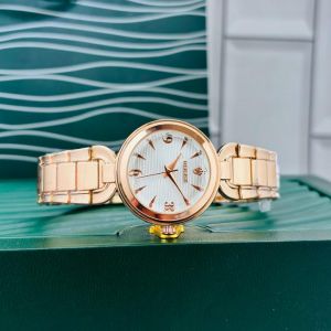 Role_x Watch For Her 563