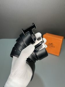 Herme_s full black belt HM-582 with og box 