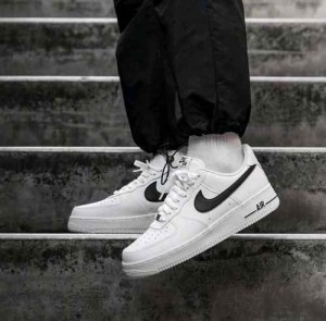 Nikee airforce 1 an20 white black swoosh