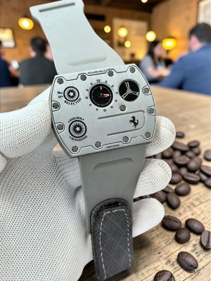 RICHARD_ MILLE FERRARI GRAY BLACK DAYAL 