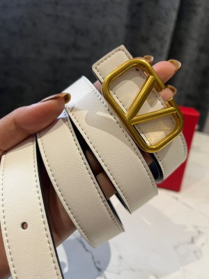 VALINTIN O WHITE WOMEN BELT