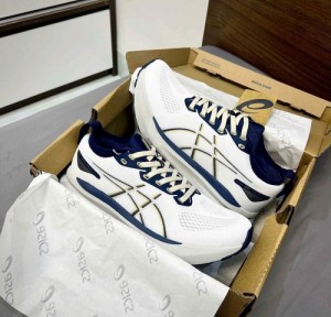 A SICS GEL KAYANO WHITE BLUE