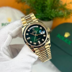 Role_x Oyster Perpetual Day Date Diamond Gold-Green 40 Battery
