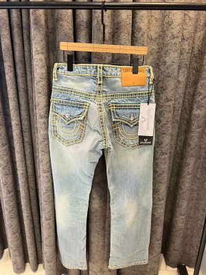 TRUE RELIGION IMPORTED STORE ARTICLE JEANS 