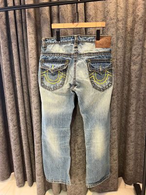 TRUE RELIGION IMPORTED STORE ARTICLE JEANS 