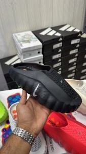 Niik_e Mind 001 Mules All Black Top Batch Premium Quality