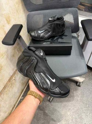 Nikee Air Flightposite Carbon Fiber 570