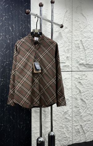 Burberr y Coffee Store Article Shirts