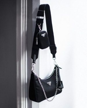 _Prada_re_edition_celebritybag_with-og_box(5566-black)