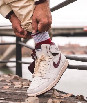 Nik e Air Jordan Retro 1 Og High Ma Maniere