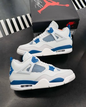 Nik e Air Jordan 4 Retro Military Blue