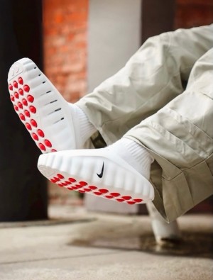 Nik e Mind 001 White