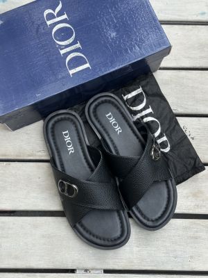 Dior_Cross_Pattern_Classic_Black