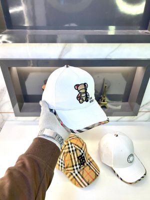 Burberr y White Embroidery Logo Premium Cap F3434-W1