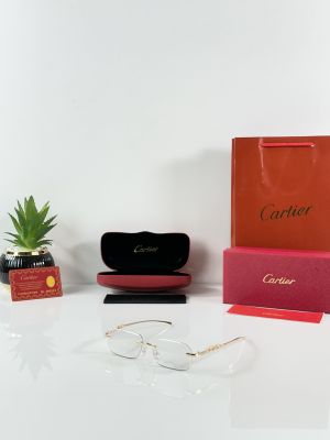 Cartier_1021_Gold_Day_Night_Color_Changing_Glass