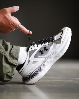 Underr Armour Echo SlipSpeed White Black