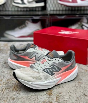New Balancee FUELCELL REBEL V5 TCS NYC MARATHON