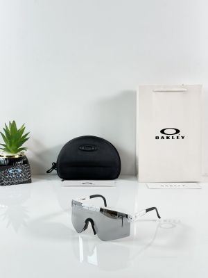 Oakley_C17_White_Silver_Mercury