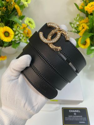 CHANE_L PREMIUM LADIES BELT WID OG BOX ETC 291