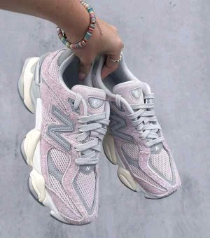 New Balancee 9060 December Sky