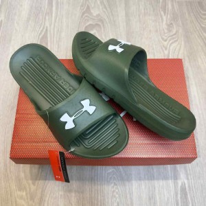 Under Armou.r Core PTH Green Slides