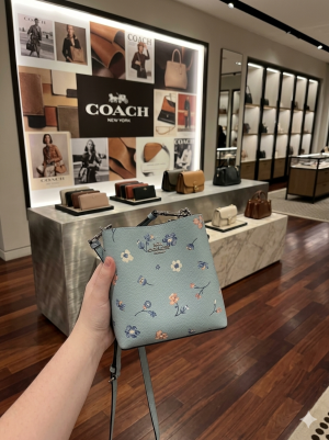 Coach_bucket_bag_floral_premium_quality_with_orignal_box