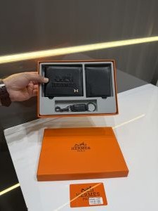 HERMES PREMIUM WALLET COMBO WITH OG BOX & ACCESSORIES