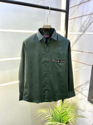 Gucc i Logo Green Premium Shirt With Brand Box Packing And Carry Bag F3102-GR