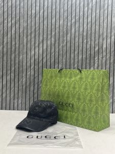 Gucci_GG_Big_Side_Logo_Monogram_Black_Premium_Unisex_Cap_With_Brand_Polly_And_Carry_Bag