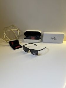 Rayban_8381_Black_Wayferar