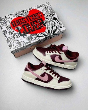 Nikee Sb Dunk Low PRM Valentines Day