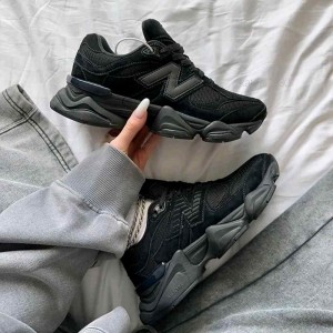 new balancee 9060 triple black