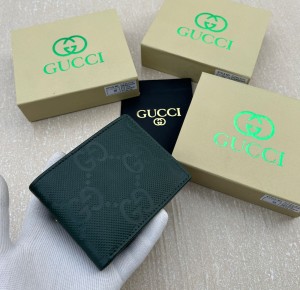 G ucci Wallets for Men